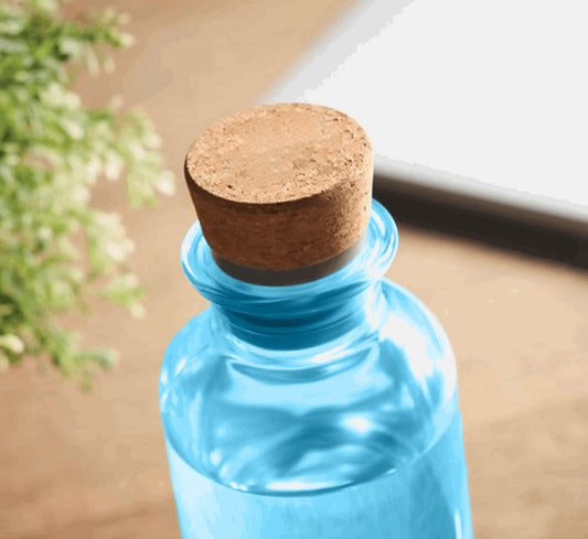 Bouteille en verre avec bouchon en liège